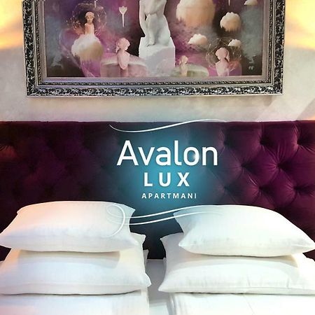 Avalon Lux Studio Apartment Novi Sad Exterior photo